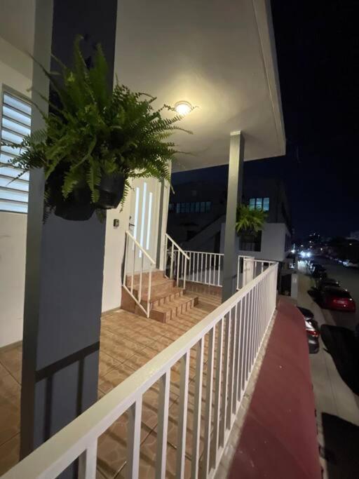 Urban Lodgings One @ Roosevelt 457 Σαν Χουάν Εξωτερικό φωτογραφία